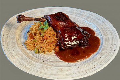 Duck leg with spicy rice