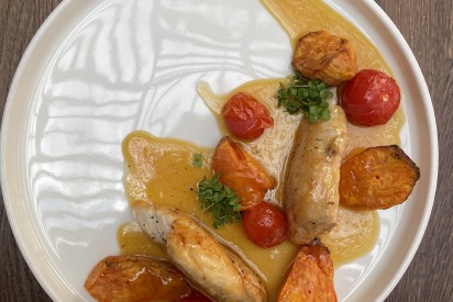 Куриная грудка с бататом и апельсиновым соусом